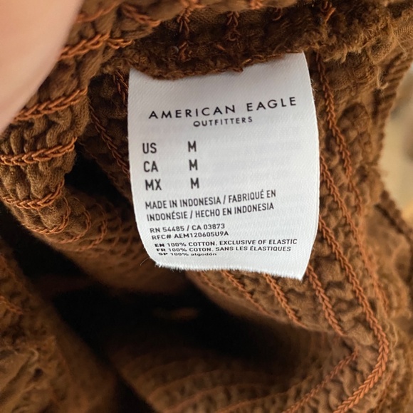 American Eagle 90s Top - Picture 3 of 3